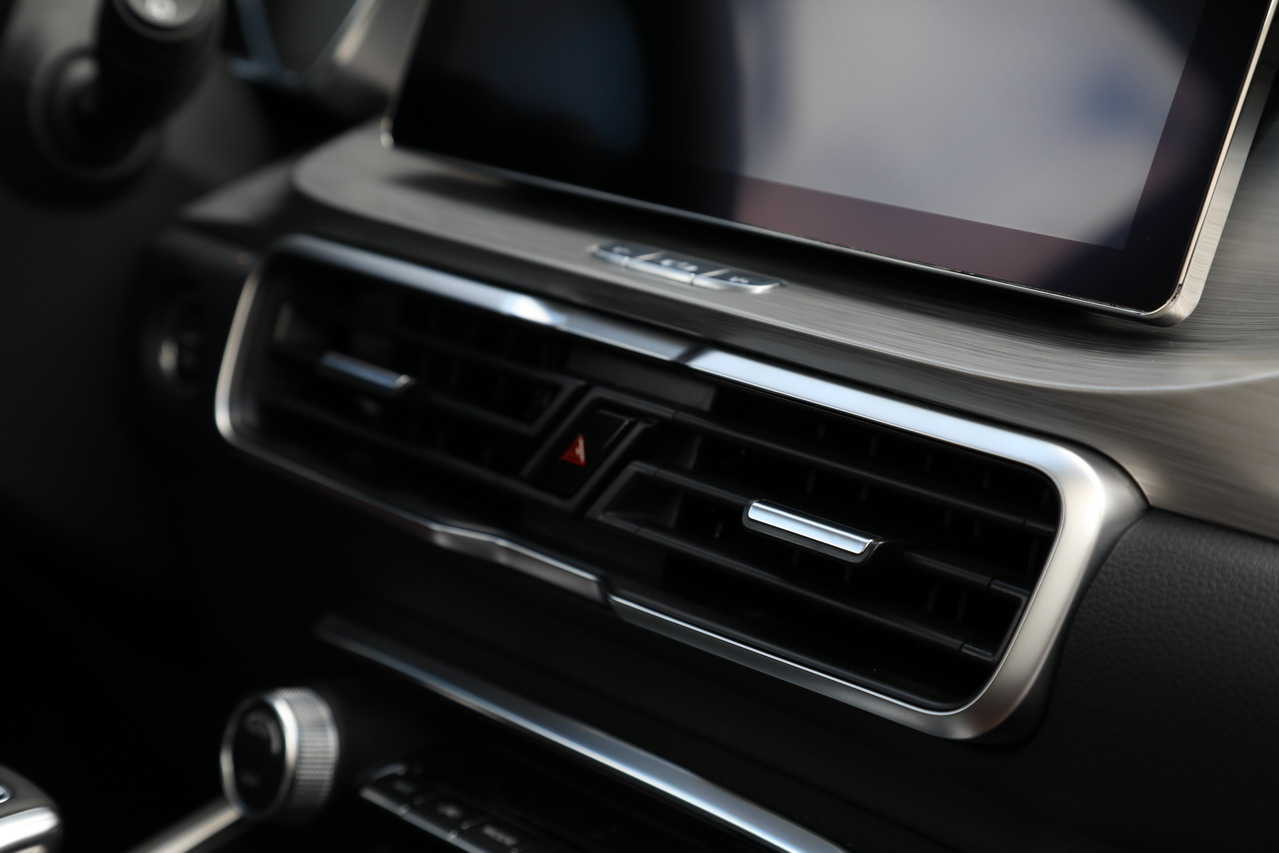 2019款吉利缤越1.5T 260T DCT游侠