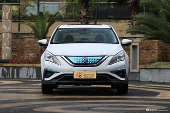 2019款风行S50 EV 旗舰型