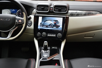 2018款领克02 1.5T两驱