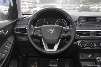 2018款逸行1.6L自动逸心版