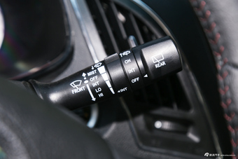 2015款瑞风S5 1.5T自动精英型