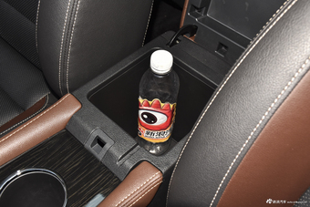 2017款斯威X7 1.5T自动智尊型