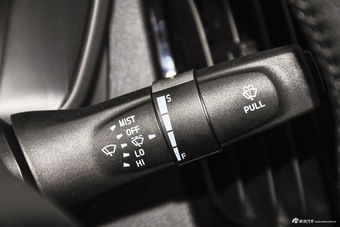 2016款瑞迈2.8T手动两驱豪华款