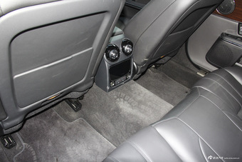 2015款捷豹XJL 3.0L自动SC两驱尊享商务版