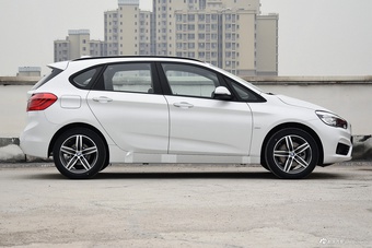 2016款宝马1.5T自动218i运动设计套装