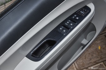 2015款景逸X3 1.5L手动豪华型