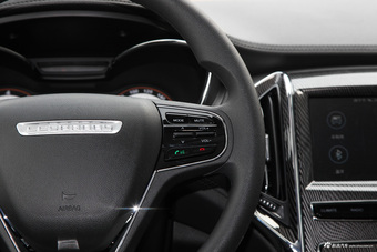 2018款猎豹CS9 1.5T手动劲风型