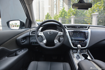 2017款楼兰2.5L自动XL NAVI Plus两驱智领版