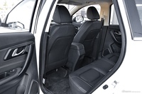 2017款奔腾X40 1.6L自动