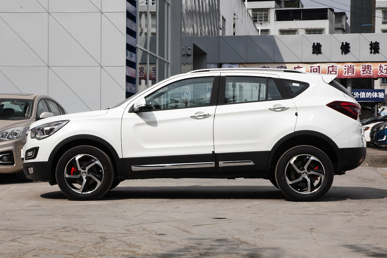 2018款海马S5 1.5T CVT旗舰型