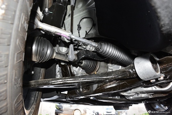 2018款探界者RS 2.0T自动四驱拓界版Redline 550T