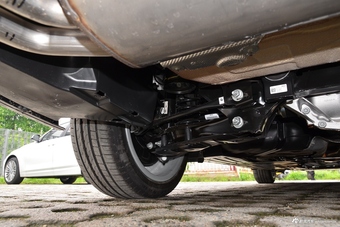 2018款宝马3系2.0T自动320Li xDrive 时尚型 