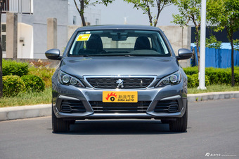 2016款标致308 1.6L手动时尚版