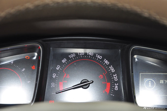 2015款DS 5LS 1.6T自动60周年限量版THP160