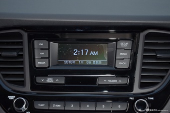 2016款现代悦纳 1.4L自动活力版SPORT