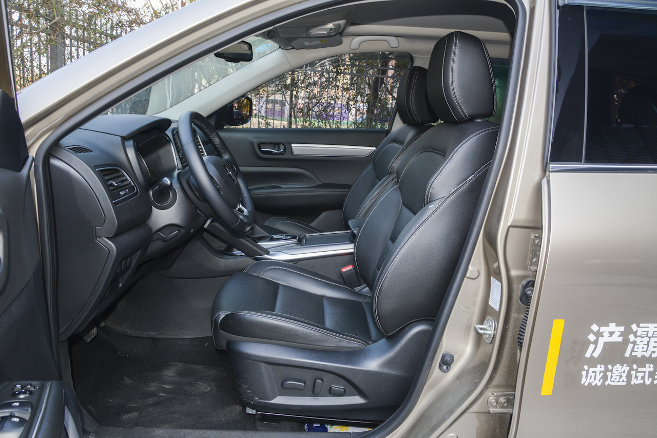 2017款科雷傲2.0L自动两驱豪华版