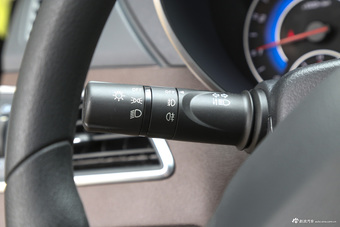 2017福美来七座版1.5T自动适·享型7座