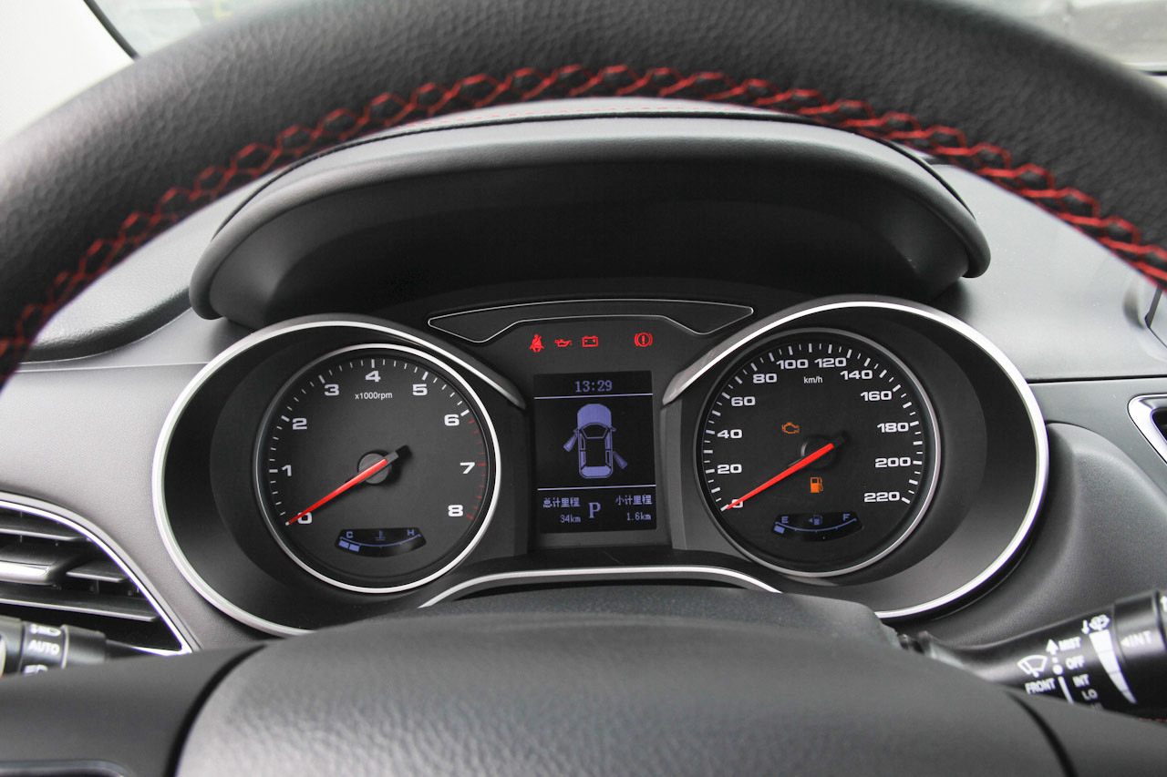 2017款瑞风S3 1.6L自动CVT豪华智能型
