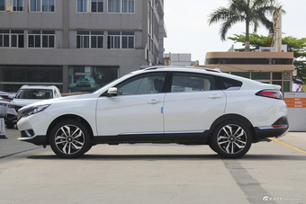 2018款启辰T90 2.0L自动CVT智联智尚版