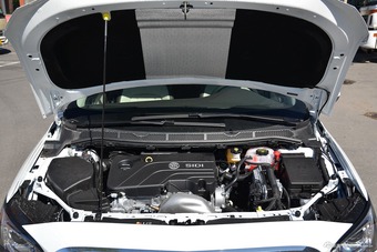 2017款威朗1.5L手动领先型图片