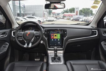 2018款荣威RX5 2.0T 30T自动两驱互联网黑金珍藏版