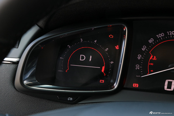 2018款DS 5LS 1.6T自动30THP尊贵型