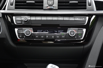 2018款宝马3系2.0T自动320Li 时尚型