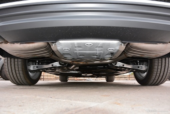 2018款奥迪A4L 2.0T自动30周年年型40 TFSI时尚型