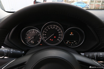 2017款马自达CX-5 2.5L自动两驱智尊型