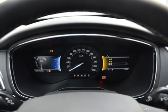 2017款福特金牛座 1.5T 自动EcoBoost 180 豪华型