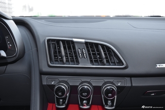 2017款奥迪R8 5.2L自动V10 Coupe