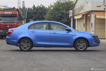 2017款吉利帝豪1.5L自动三厢百万款向上版