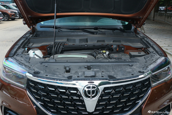 2018款中华V7 1.6T自动豪华型5座280T