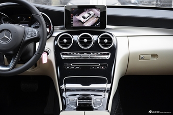 2017款改款奔驰C级C180L 1.6T自动时尚型运动版