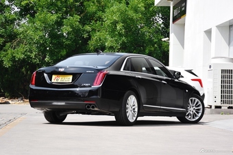 2017款CT6 2.0T自动28T豪华型