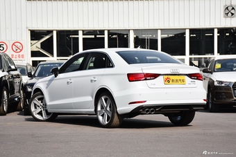 2018款奥迪A3 30周年型1.4T自动Limousine 35 TFSI风尚型