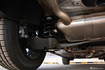 2017款标致4008 1.8T自动380THP豪华GT版 双色定制版