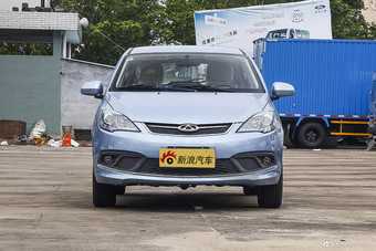 2015款风云2 1.5L手动新锐版 活力蓝