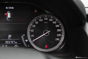 2017款本田UR-V 1.5L 240TURBO自动两驱豪华版