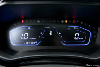 2017款欧尚1.5L手动标准型