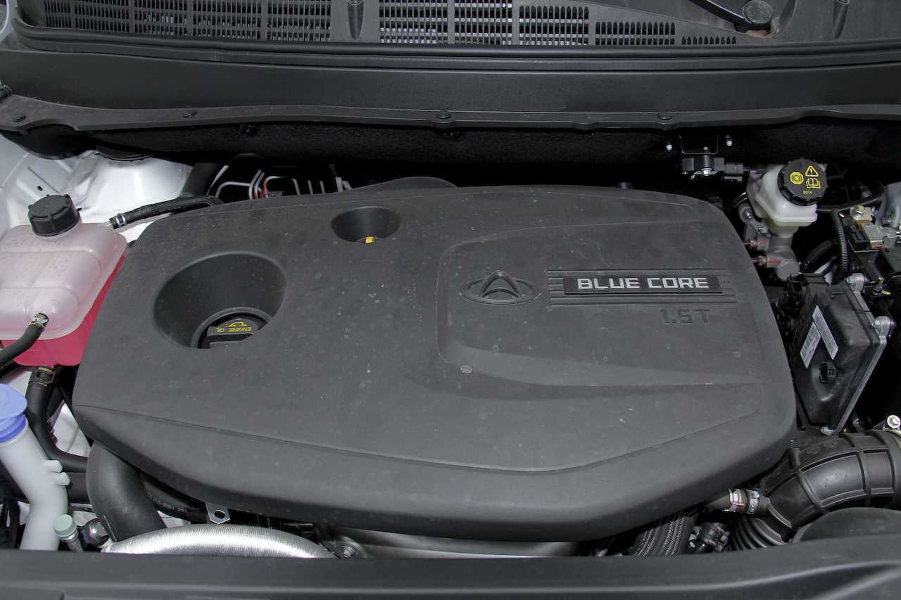 2017款欧尚1.5L手动标准型