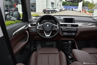2018款宝马X1 1.5T自动sDrive18Li尊享型