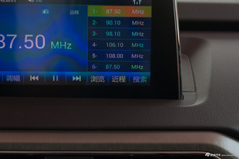 2018款风光S560 1.8L CVT智联型5座