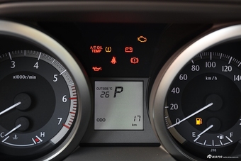 2017款普拉多2700 TX-L黎巴嫩版