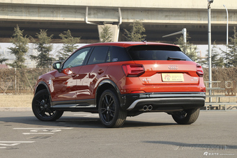 2018款奥迪Q2L 时尚动感型35TFSI