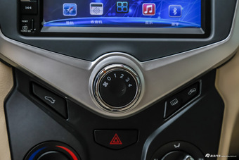 2015款风云2 1.5L手动新意版