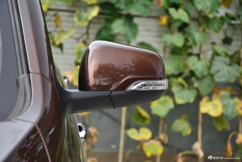 2017款宝骏560律动版1.5T手动乐享型