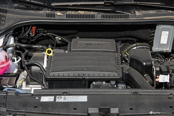 2016款桑塔纳1.6L手动风尚版