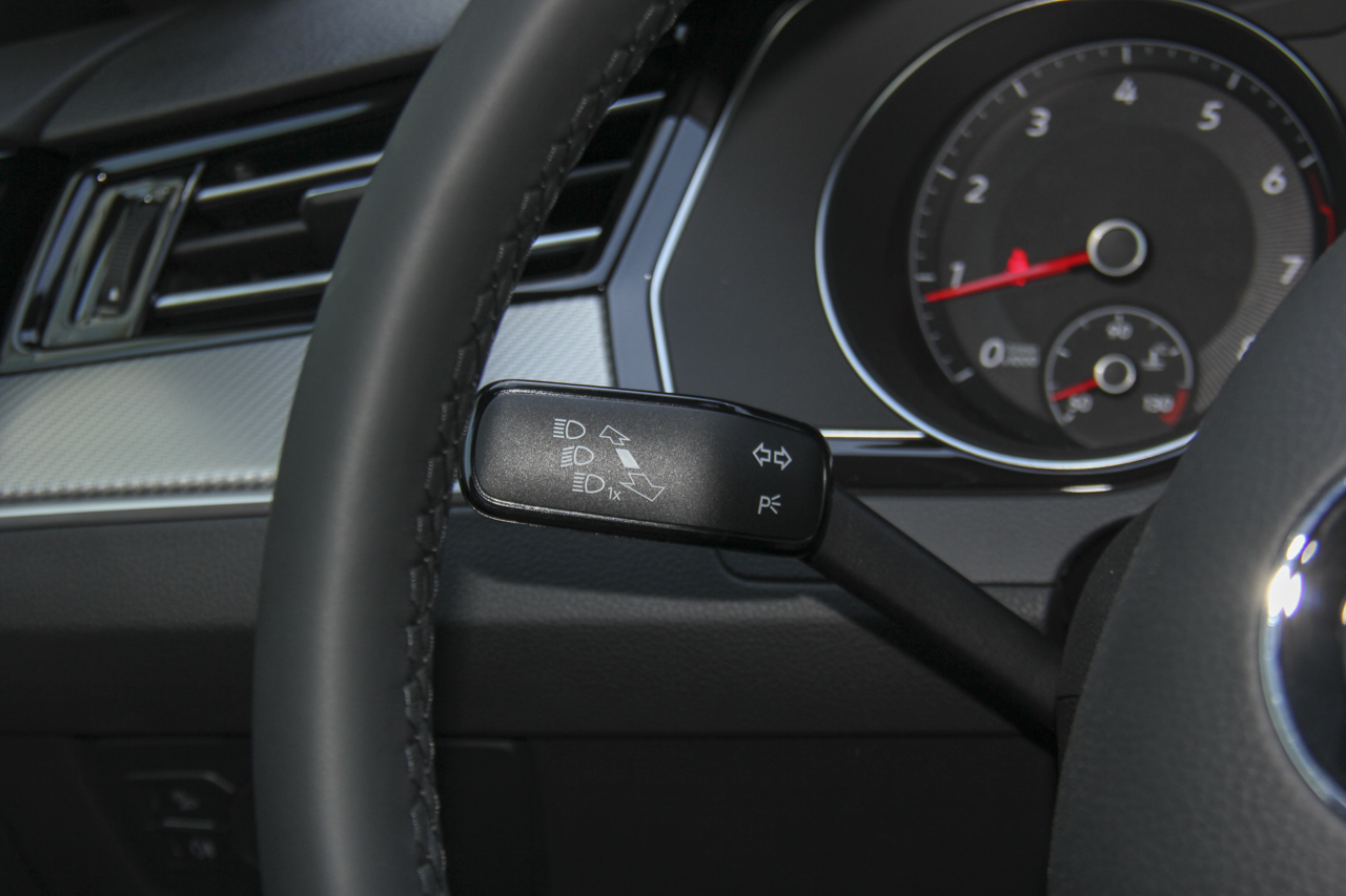 2019款CC 2.0T自动魅颜版330TSI