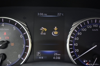 2017款英菲尼迪Q60 2.0T自动豪华版